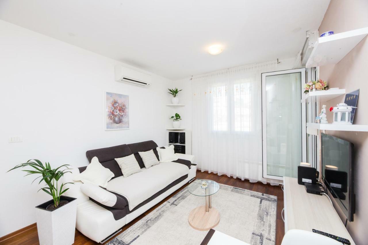 Apartman Bubli Spalato Esterno foto